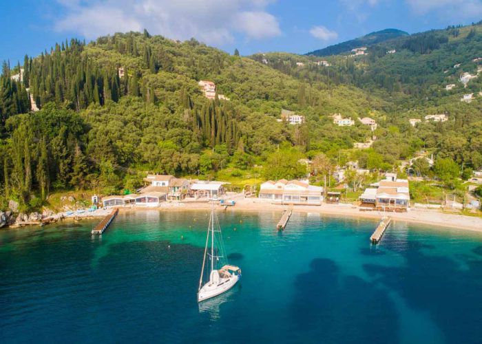 agni beach carpofoli
