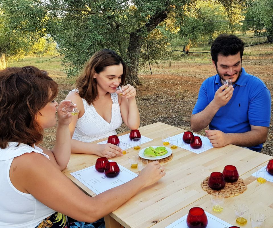 images/all/olive-oil-tasting.jpg