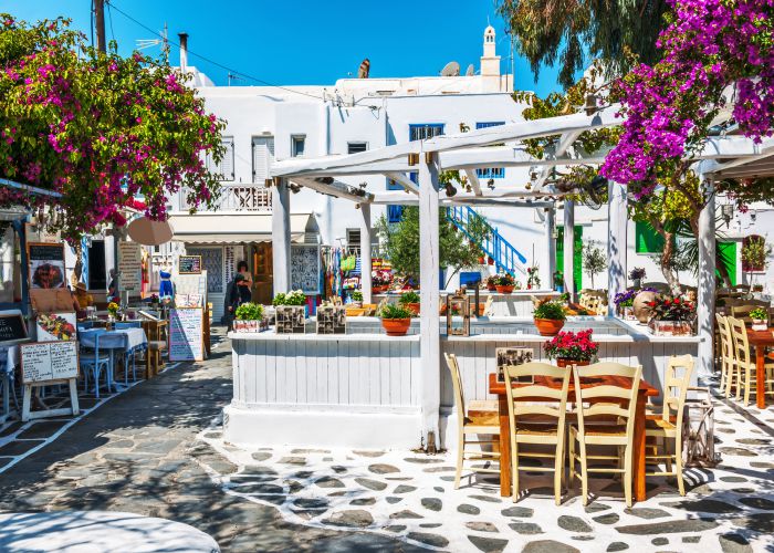Tavern al fresco Mykonos