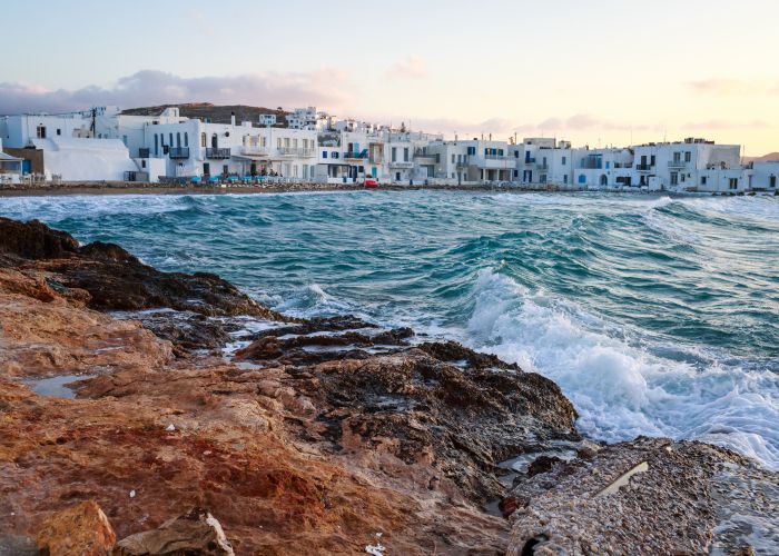 naoussa paros