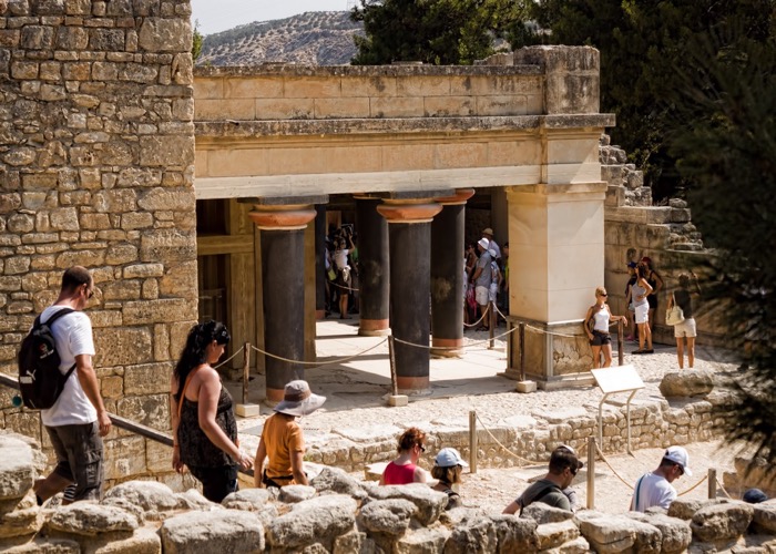 knossos palace
