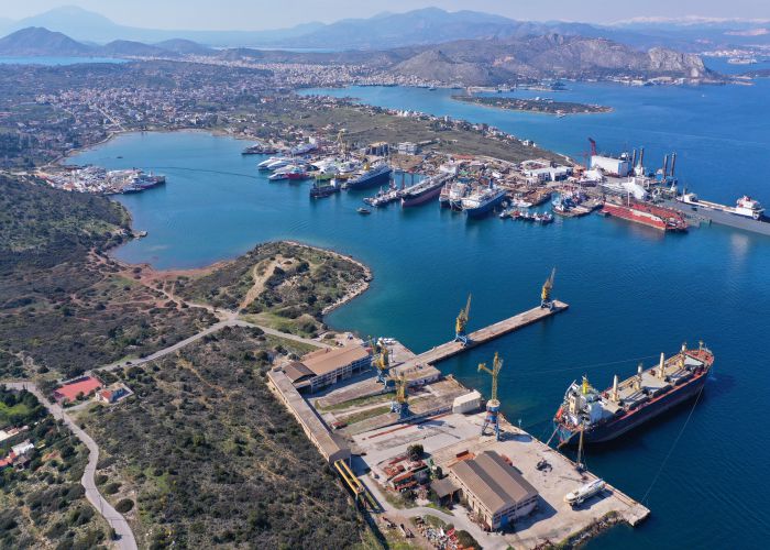 salamina Aerial motion shutterstock
