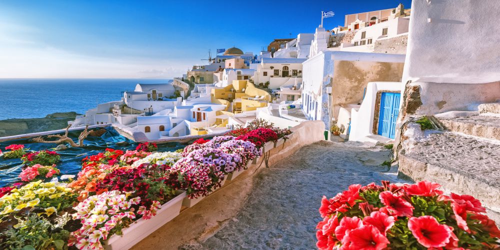 images/blog/images/Intro-Images/Santorini/where-to-stay-in-Santorini.jpg