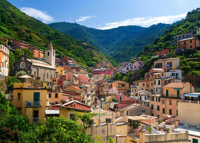 riomaggiore cinque terre view