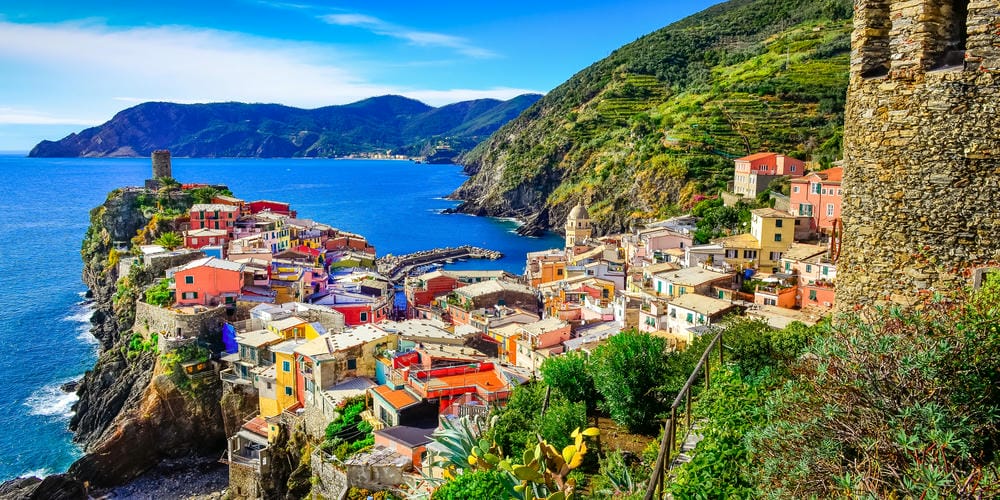 images/blog/images/Italy-Vacations/Things-to-do-in-Cinque-Terre/things-to-do-in-cinque-terre-intro.jpg