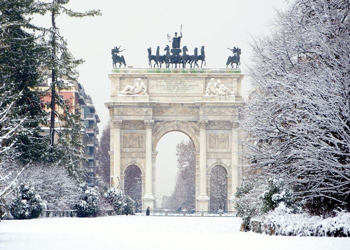 peace arch milan in winter