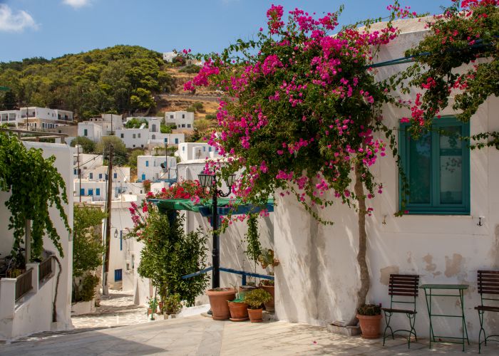 lefkes paros